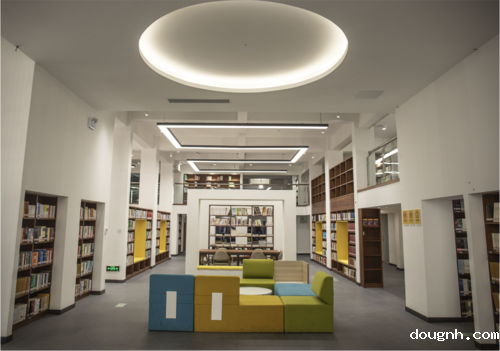 图书馆内景 图书馆内景