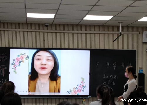 邢朝露老师与家长视频互动——讲解孝道含义