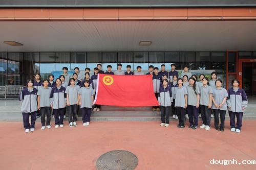 9参观大河村遗址博物馆