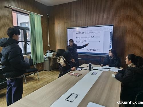 5.认真观察，掌握音高