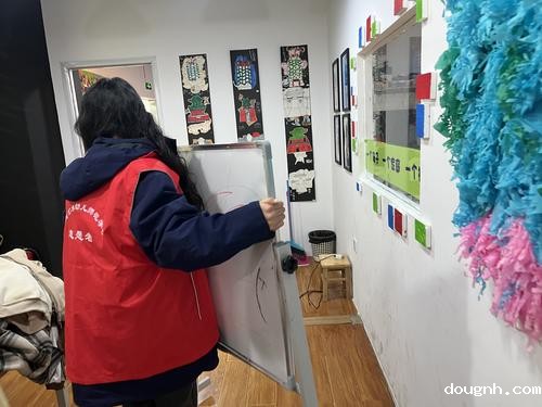 2.准备讲解所用的器具