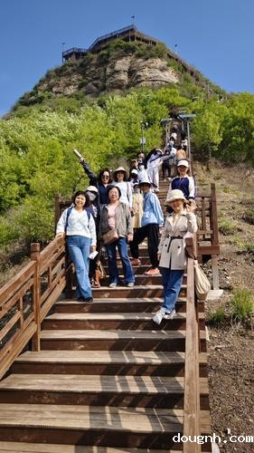 2教师们整装待发