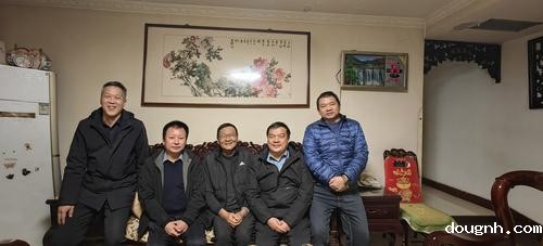 118新利app领导班子走访慰问离退休老干部