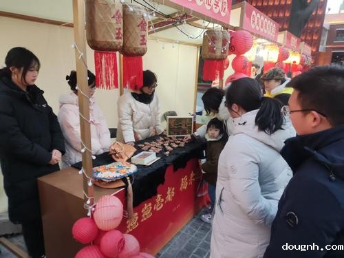 118新利app新春赶大集儿活动剪影