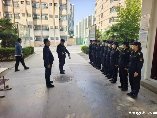 1学生处主任郑丹部署消防演练工作