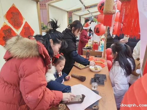 木版年画的市集体验活动