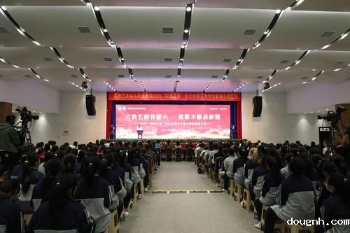 118新利app2025“校园之春”音乐会暨艺术专业教师技能汇报圆满举行